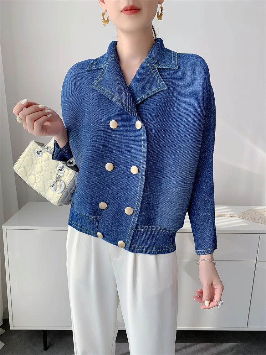 Miyake Women's Early‑Autumn Toothpick‑Texture Pleated Jacket, Relaxed‑Vibe Casual Outerwear, Slim‑Fitting Draping Commuter Top