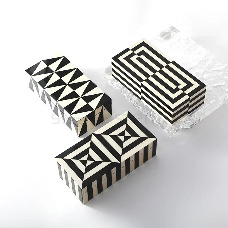 Elegant Glossy Piano Lacquer Home Decor Black White Stripes Jewelry Organizer Box Tray Display Stand Stylish Storage Decorative