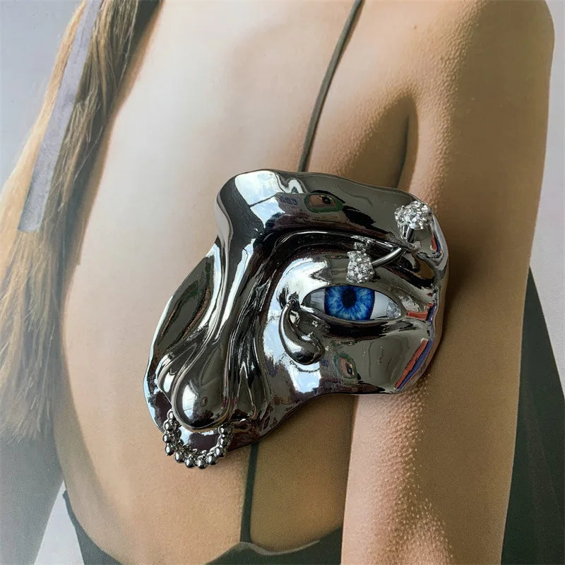 2024 New French Gold-Plated Face Brooch Vintage Fashion Suit Skirt Brooch Unisex Men's Women's Jewelry Accessories