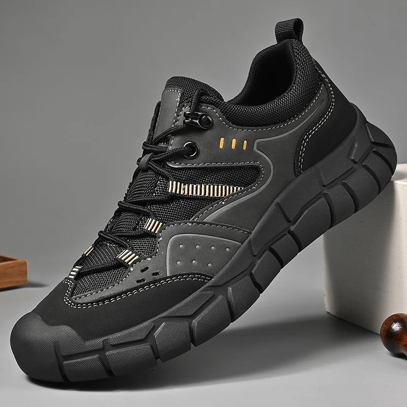 Fashionable Men Comfortable Lace Up Anti-collision Casual Sports Shoes Outdoor Men Breathable Anti Slip Soft Soled Hiking Shoes