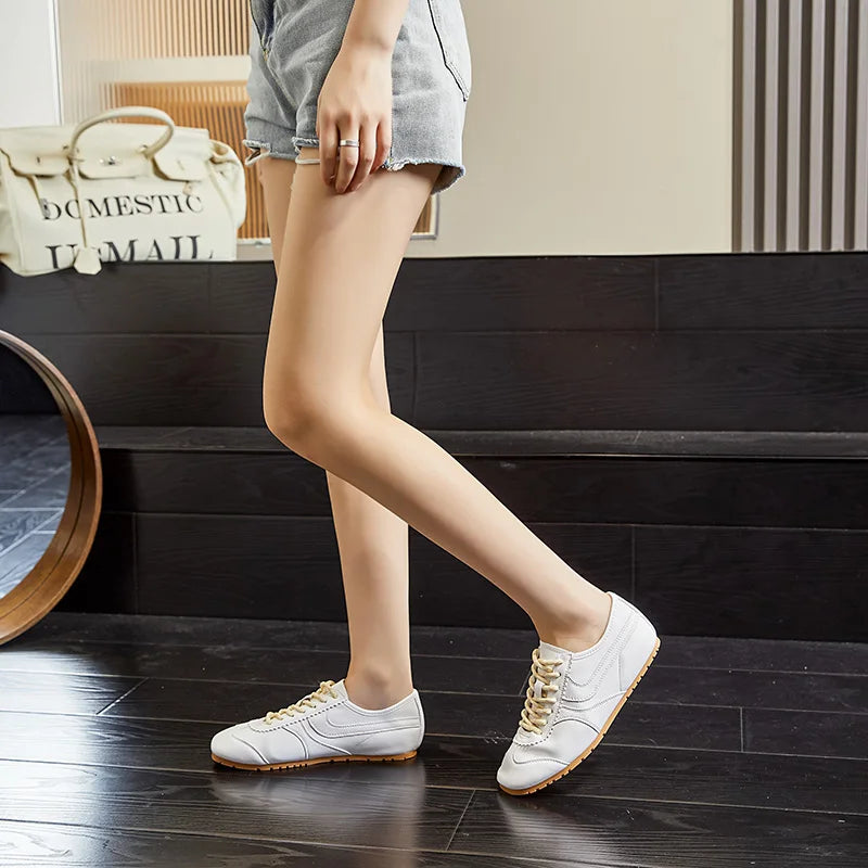 German Training Shoes Women 2025 New Genuine Leather Women Sneakers Flat Lace-up Retro Large Size Forrest Gump Shoes Women