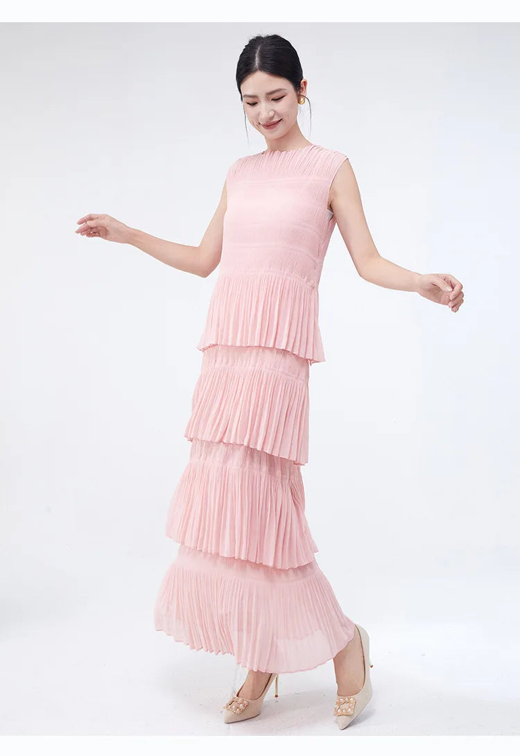 Miyake Folds 2024 Spring/summer New Elegant Women's Sleeveless Dress Fashion Everything Cake Dress
