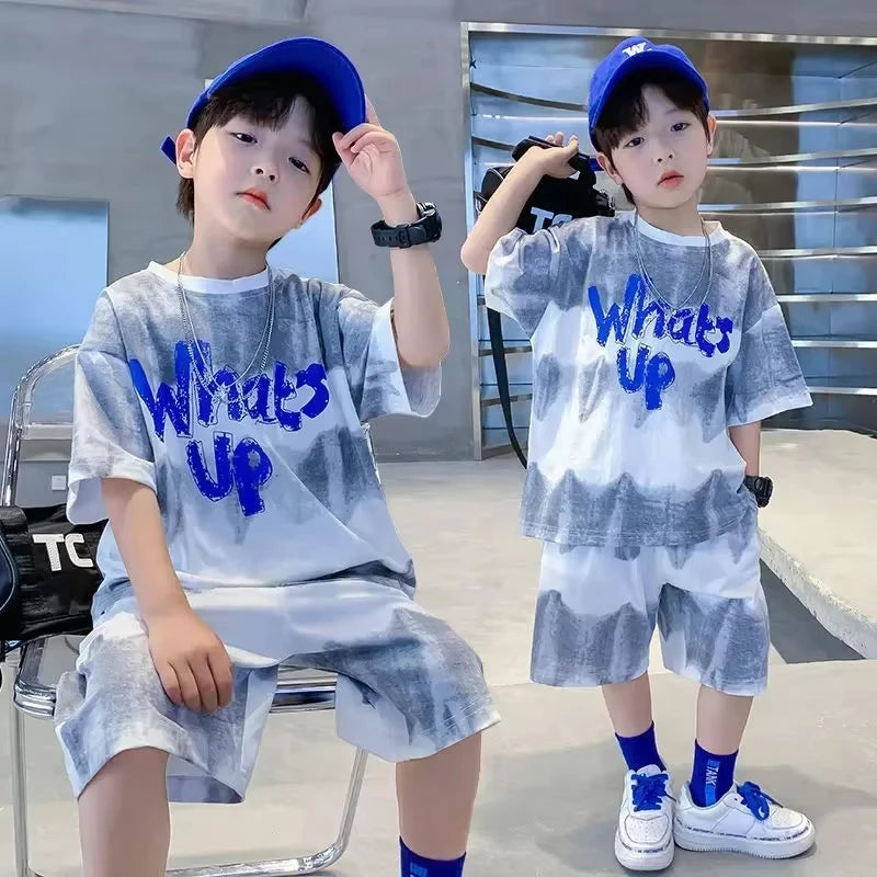 Children's street wear short sleeved T-shirt+shorts two-piece sports suit loose set 2025 new boys' summer quick drying set light