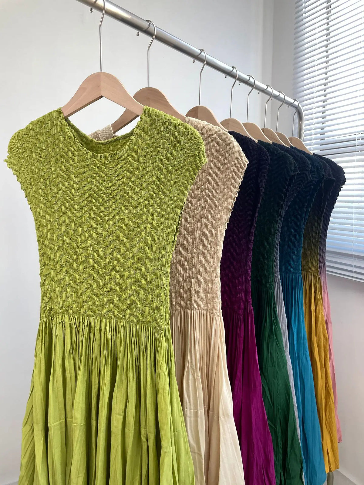 Summer Miyake Gradient Printing Pleated Slim Fit Round Neck Sleeveless Gradient Splice Dress