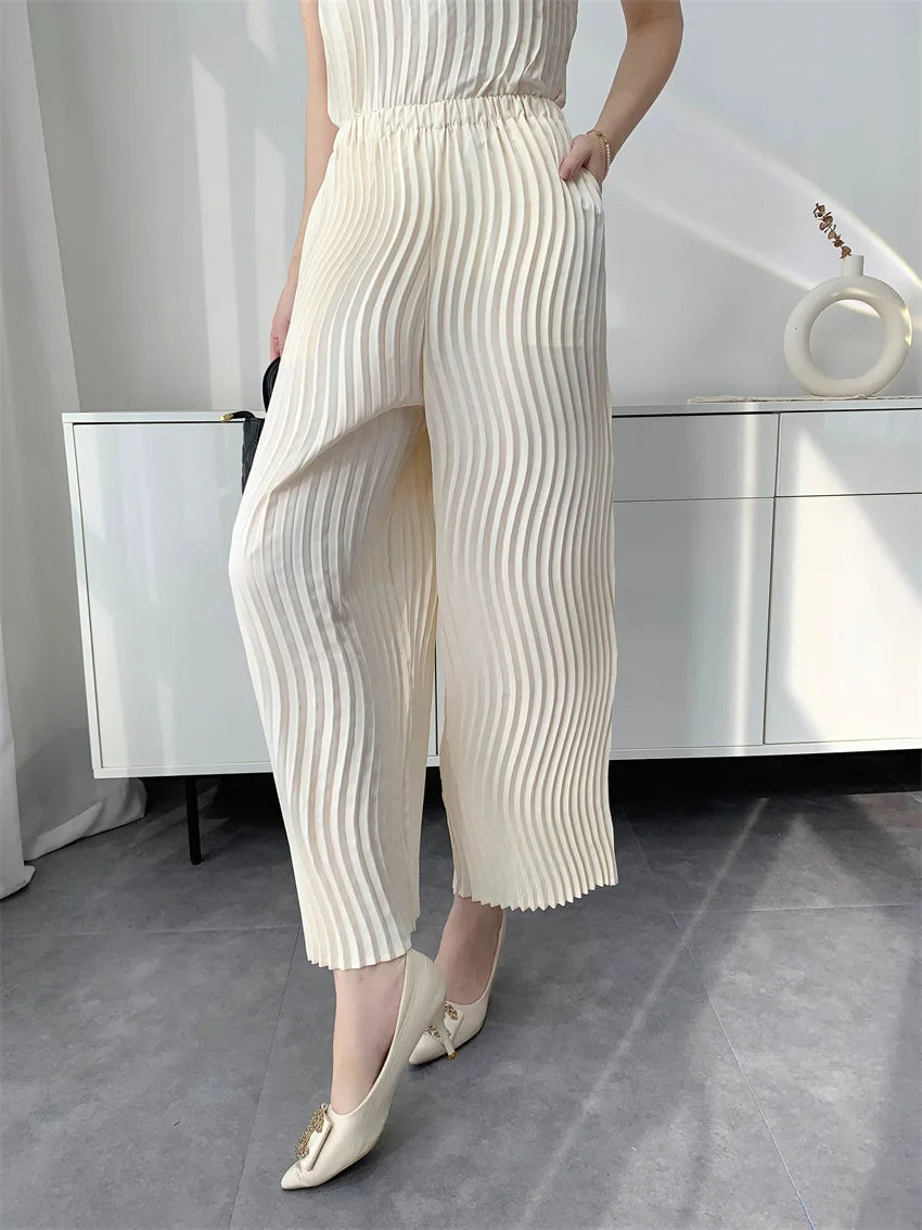 Miyake Pleated Women's Casual Solid Color Round Neck Short-sleeved Loose Versatile T-shirt Tops Fashionable Pullover Shirt