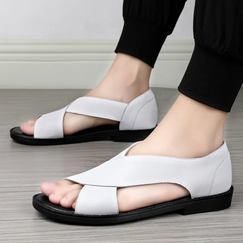 2023 New Genuine Leather Men's Sandals Flat Open Toe Rome Style Mens Sandalias Summer Breathable Beach Gladiator Sandals for Men