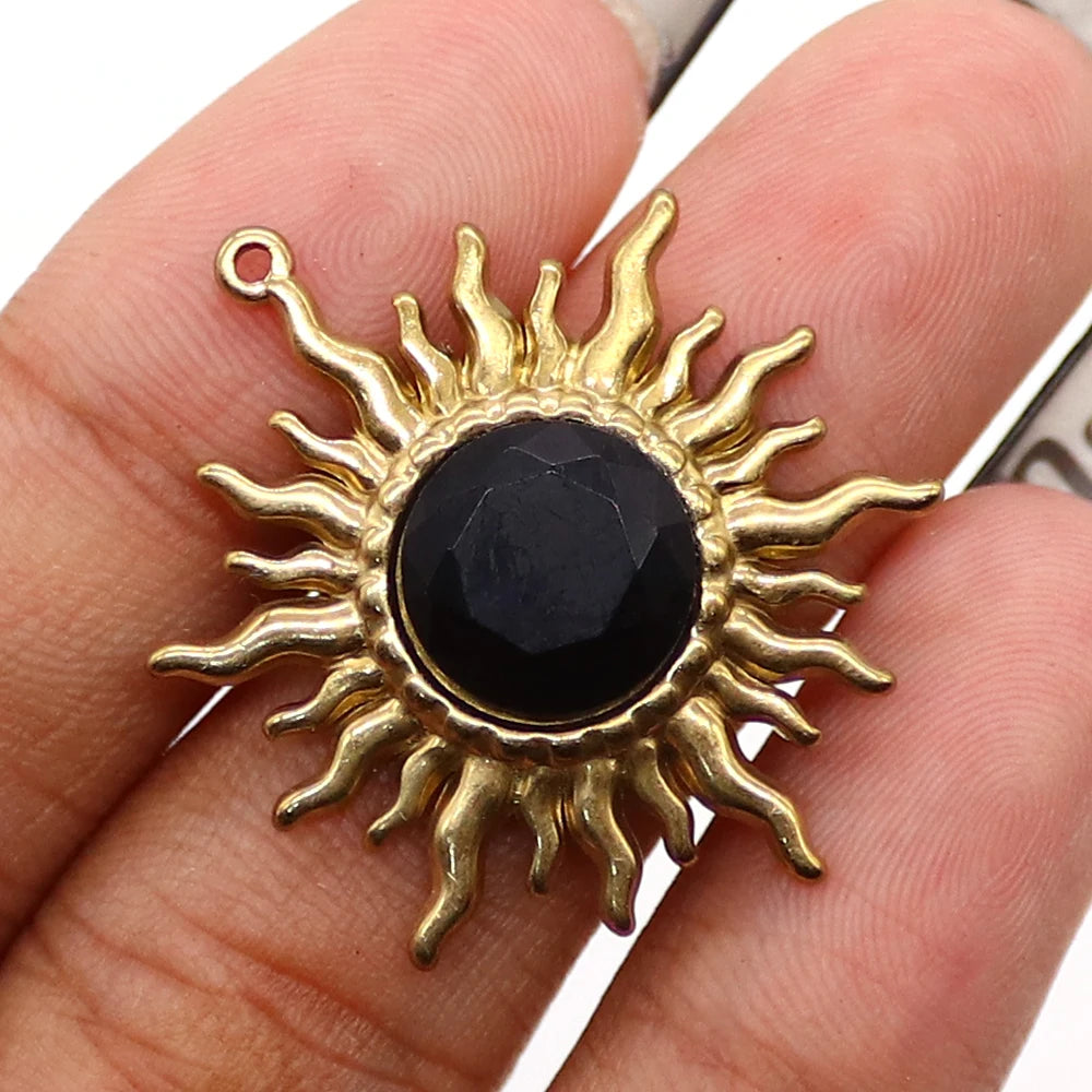 Solstice Sun Goodluck Pendant Shape Natural Amazonite Lapis Lazuli Black Agate Pendants Golden Frame Design Charms Jewelry Accessory 1 Pc For DIY Necklace