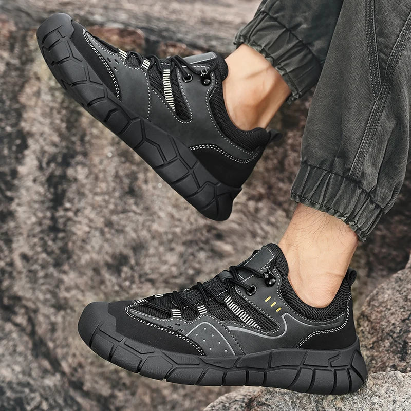 Fashionable Men Comfortable Lace Up Anti-collision Casual Sports Shoes Outdoor Men Breathable Anti Slip Soft Soled Hiking Shoes