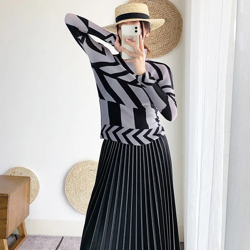 Miyake Pleated Contrasting Colors T-shirt Women Half Turtleneck Skinny Pullover 2025 Summer Fashion Female Clothing