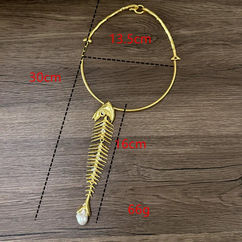 Novelty Design Alloy Big Fish Bone Pendant Choker Necklace For Women Fashion Jewelry Exaggerated Brand Show Statement Necklace