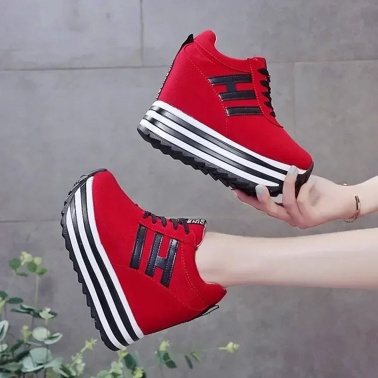 2024 New Winter Women Shoes Warm Fur Plush Lady Casual Shoes Lace Up Fashion Sneakers Platform Snow Boots Big Size