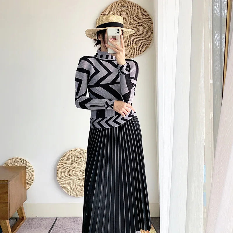 Miyake Pleated Contrasting Colors T-shirt Women Half Turtleneck Skinny Pullover 2025 Summer Fashion Female Clothing