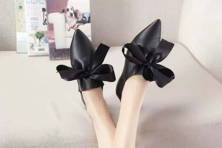 European Catwalk Shoes Woman Pleated Leather Flats 2025 Silk Bow-knot Ballerinas Ladies Espadrilles Barefoot Pointed Toe Loafers