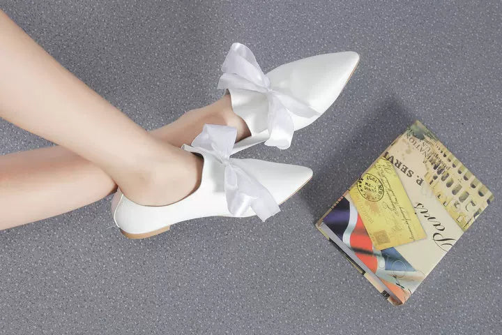 European Catwalk Shoes Woman Pleated Leather Flats 2025 Silk Bow-knot Ballerinas Ladies Espadrilles Barefoot Pointed Toe Loafers