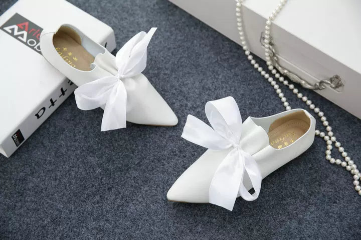 European Catwalk Shoes Woman Pleated Leather Flats 2025 Silk Bow-knot Ballerinas Ladies Espadrilles Barefoot Pointed Toe Loafers