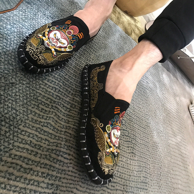 Luxury Old Beijing Handmade Cloth Shoes Pervert Facial Mask Embroidered Bean