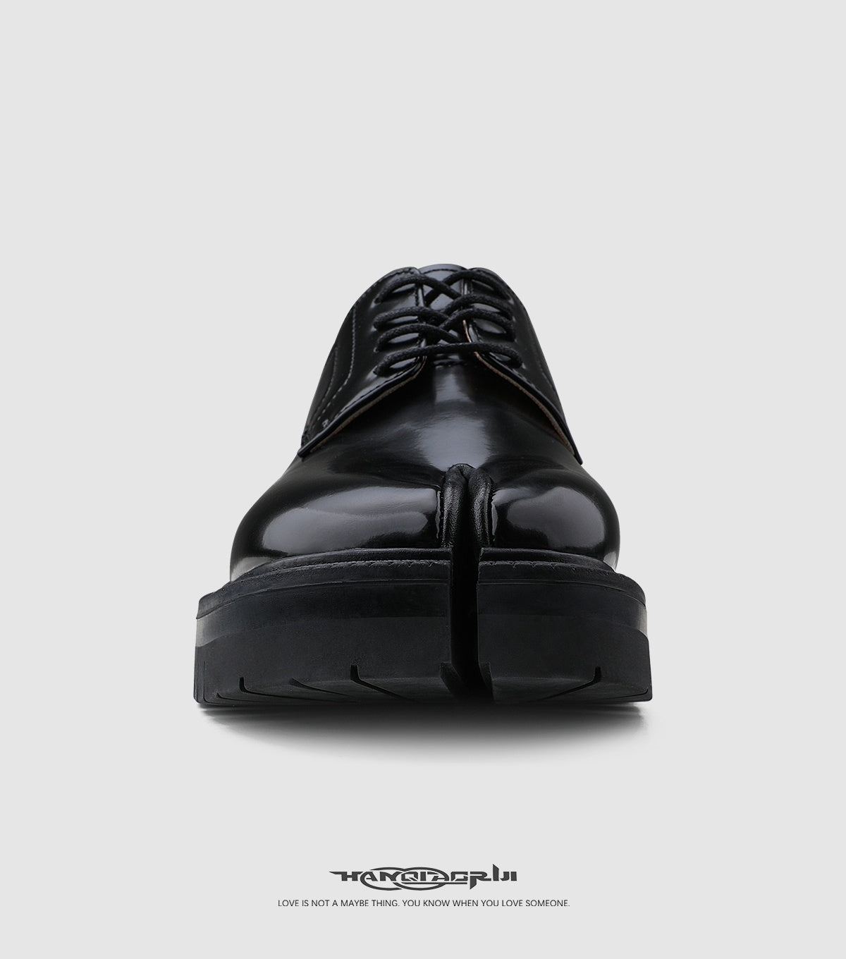 Cool Cut Thick Sole Casual Split Toe Leather Solstice Style Shoes